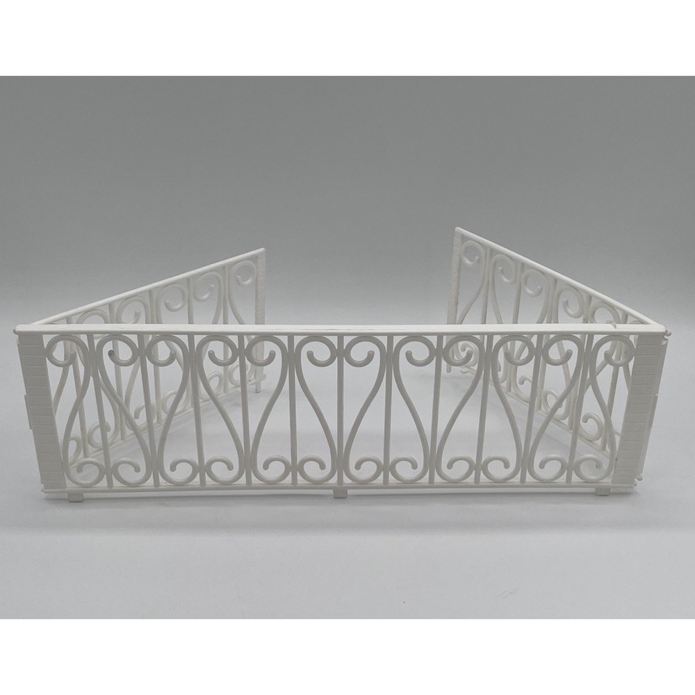 1992 Mattel Barbie Fold N Fun Dollhouse Replacement White Deck Railing Fence Par